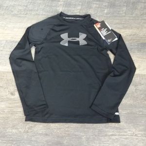 *damaged* Under Armour Fitted Shirt